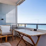 Astonishing Views By The Sea *