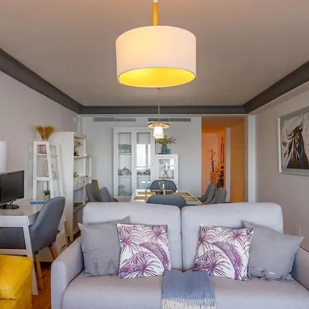 Astonishing Views By The Sea Apartment Fuengirola
