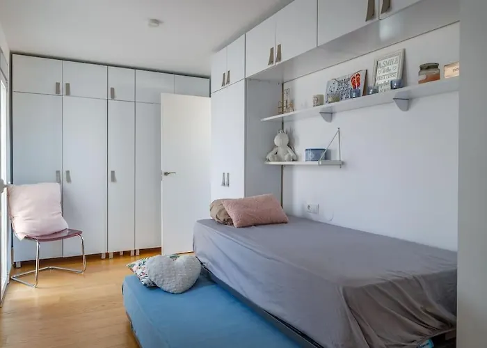 Astonishing Views By The Sea *