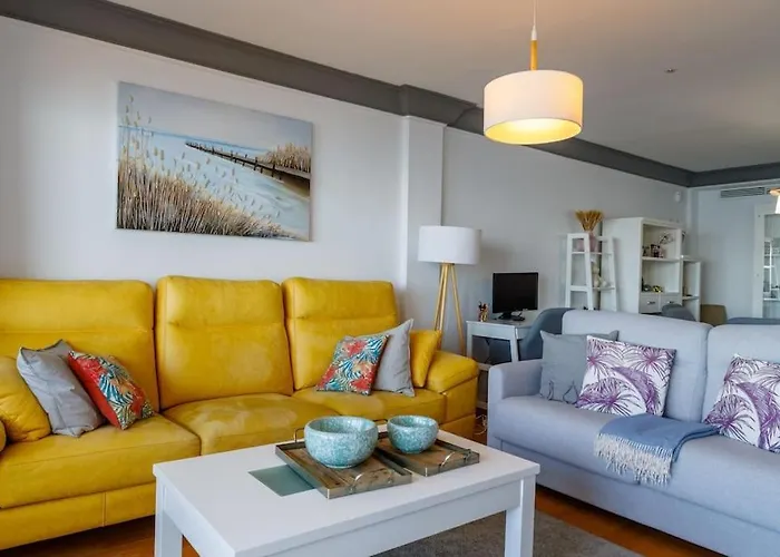 Astonishing Views By The Sea フエンヒロラ