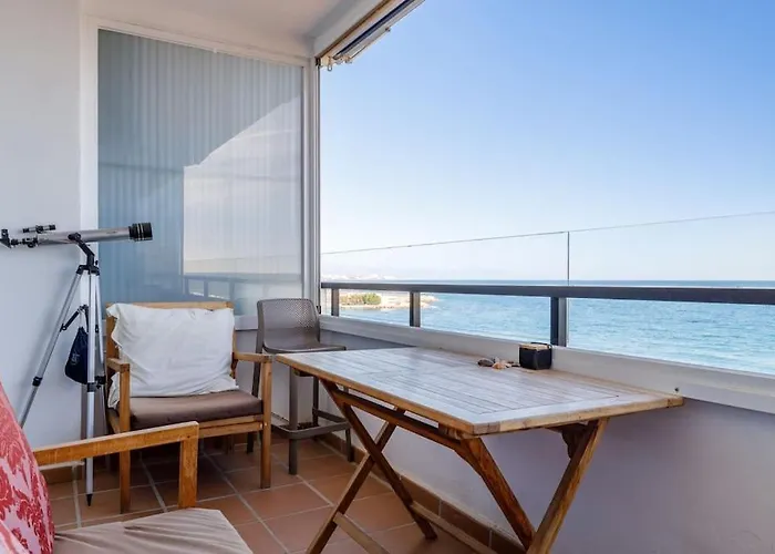 Astonishing Views By The Sea *